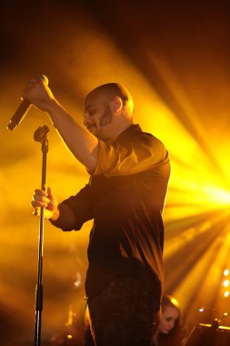 2 Symphonica yapılan Polonya kültü, underground, rock, metal - ve gruplardan yıl 80-bu Lehçe punk müzik