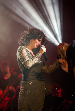 2 Symphonica yapılan Polonya kültü, underground, rock, metal - ve gruplardan yıl 80-bu Lehçe punk müzik