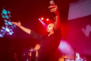 2 Symphonica yapılan Polonya kültü, underground, rock, metal - ve gruplardan yıl 80-bu Lehçe punk müzik