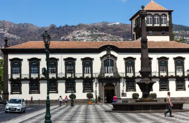 Belediye Binası ve Meydanı Funchal, Madeira Adası'nda