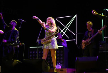 Candy Dulfer buz Krakov, Polonya sahnede canlı