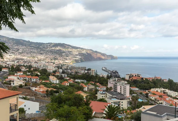 Panoramik Funchal, Madeira Adası üzerinde. Portekiz — Stok fotoğraf