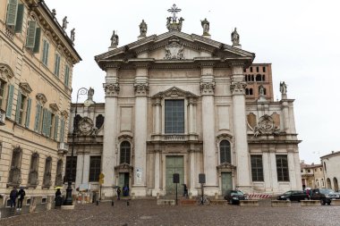  Cathedral of Saint Peter the Apostle in Mantua, Lombardy. Italy clipart