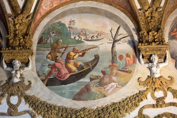 Los frescos del techo del Palazzo Te en Mantua. El palacio fue construido entre 1524 y 1534 en el estilo arquitectónico manierista de Federico II Gonzaga, marqués de Mantua. Italia —  Fotos de Stock