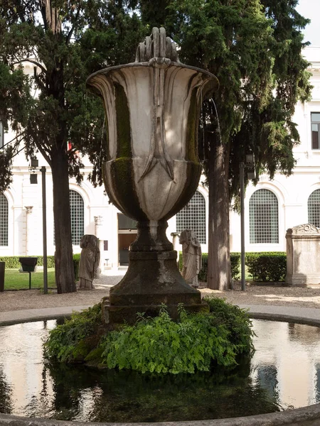 Les bains de Dioclétien (Thermae Dioclétien) à Rome. Italie — Photo