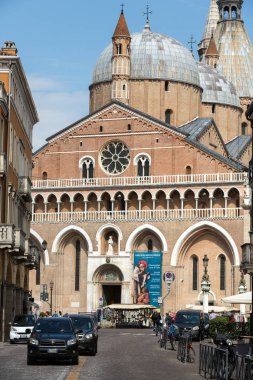 Aziz Antuan Bazilikası. İtalya