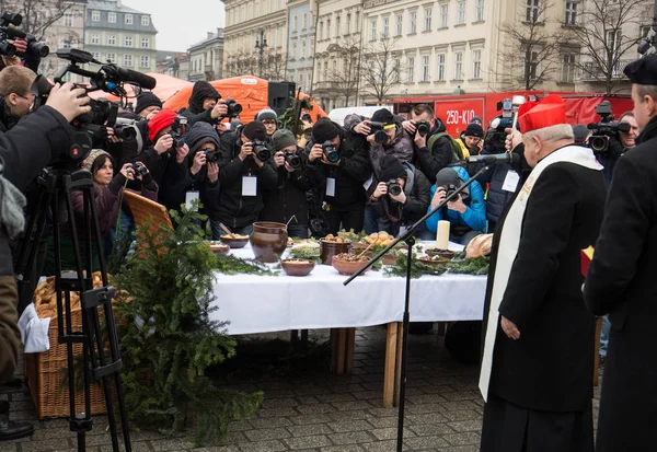 Christmas Eve for poor and homeless — Stock Photo, Image