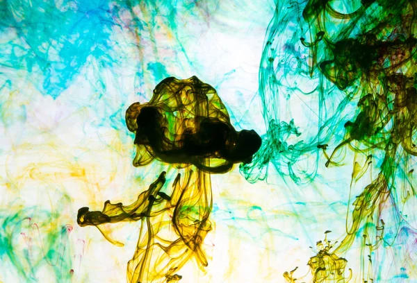 Acrylfarben und Tusche in Wasser. Abstrakter Hintergrund. — Stockfoto