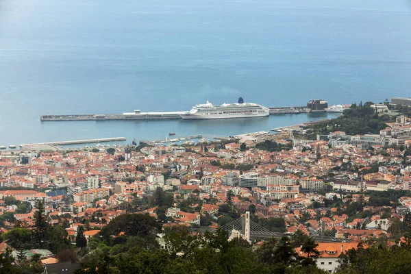 Panoramic view of Funchal on Madeira Island. Portugal — Stock Photo, Image