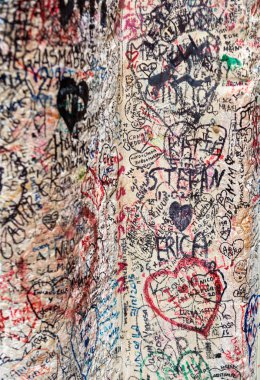 Aşk mesajı Juliet evde, Verona, İtalya ile kaplı duvar parçası