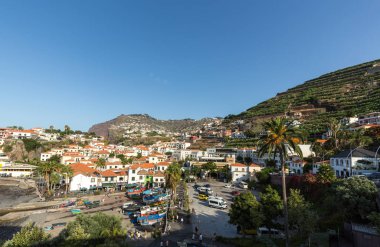 Madiera, Portekiz - 5 Eylül 2016: Camara de Lobos - geleneksel balıkçı köyü, Funchal Madeira beş kilometre yakınında. Portekiz
