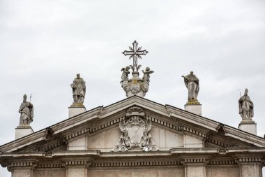  Saint Peter havari Mantua, Lombardy Katedrali. İtalya