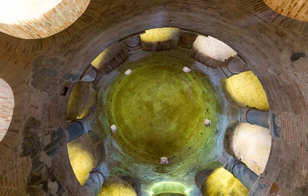 Interior de Rotonda di San Lorenzo em Mântua — Fotografia de Stock