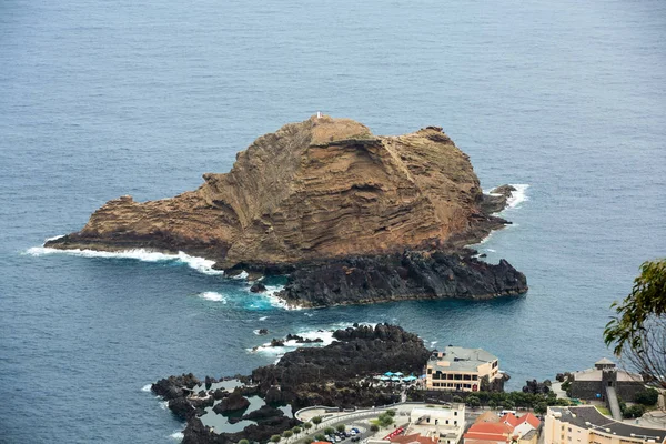 Vista panorâmica de Porto Moniz, ilha da Madeira, Portugal — Fotografia de Stock