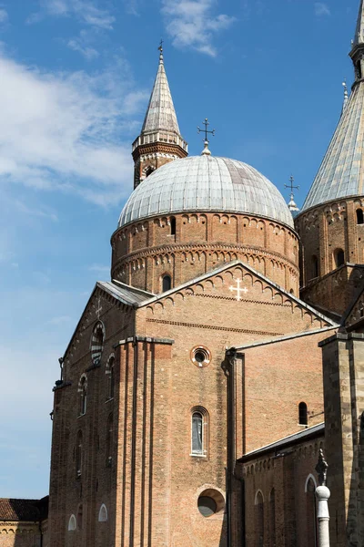 Basiliek van Sant 'Antonio da Padova, in Padua, — Stockfoto