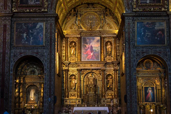 Interior de la iglesia de San Pedro en Funchal en Madeira — Foto de Stock