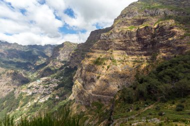 Rahibeler, Curral das Freiras Madeira Adası Vadisi,