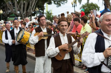  Madeira şarap Festivali