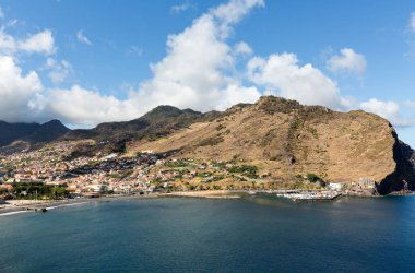 Machico bay Madeira Adası'nın doğu kıyısında