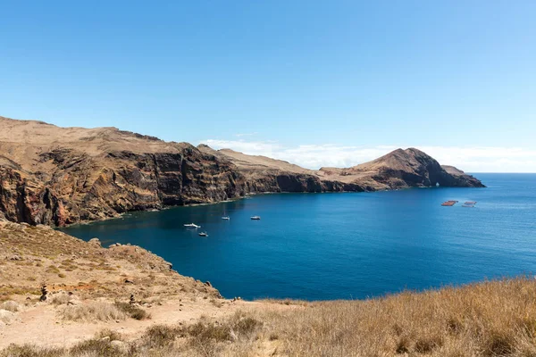 Prachtige landschap aan de Ponta de Sao Luiz, het oostelijk deel van Madeira — Stockfoto