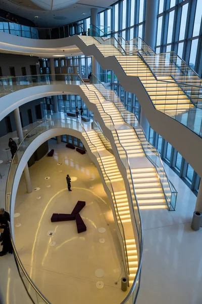 Fuaye merdiven ile. Buz Krakow Kongre Merkezi, Krakw, Polonya — Stok fotoğraf