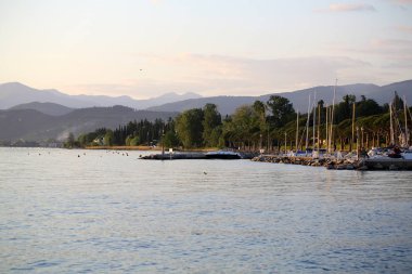 Lago di Garda Garda Gölü / en büyük İtalyan Gölü Kuzey İtalya
