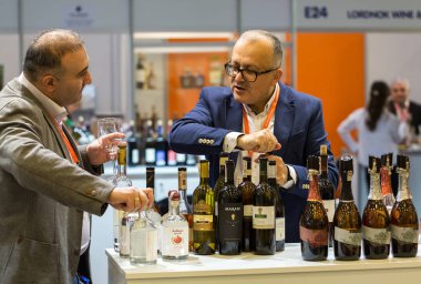  Uluslararası şarap Ticaret Fuarı Enoexpo Cracow şarap adanmış profesyonel bir olaydır. Her yıl dünyanın her yerinden gelen şarap üreticilerinden karşılamak İthalatçılar, Distribütör ve temsilcileri