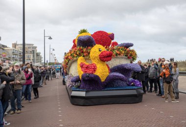 geleneksel çiçek Bloemencorso Noordwijk Hollanda'da Haarlem için geçit töreni