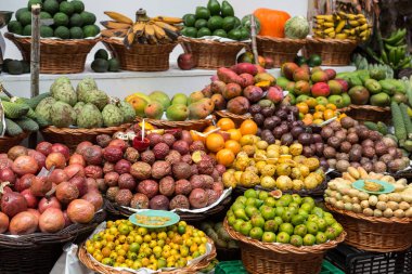  Mercado Dos Lavradores 'de taze egzotik meyveler. Funchal, Madeira, Portekiz