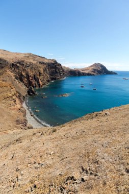 Portekiz 'in Madeira şehrinin doğusundaki Ponta de Sao Lourenco' da güzel bir manzara.