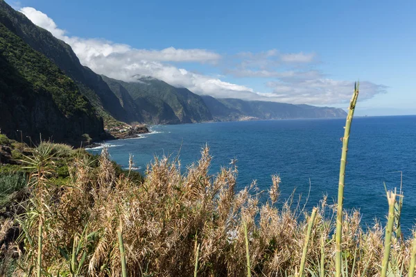 View of the Northern coastline of Madeira, Portugal, in the Sao Vicente area — Stock Photo, Image
