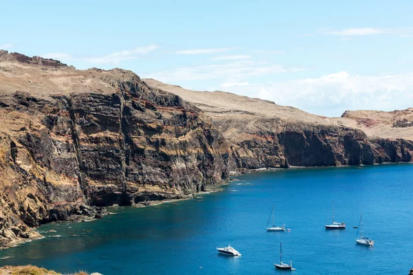 Prachtig landschap aan de Ponta de Sao Lourenco, het oostelijke deel van Madeira, Portugal. — Stockfoto
