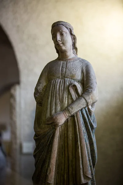 Statue der Heiligen Libera im Museum Castelvecchio. verona, italien — Stockfoto