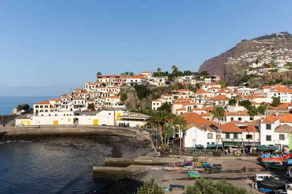 Camara de Lobos - village de pêcheurs traditionnel, situé à cinq kilomètres de Funchal sur Madère. Portugal . — Photo