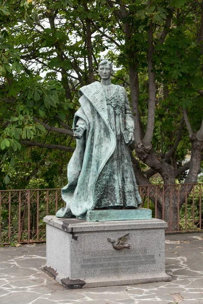 Die statue des kaisers Karl I. von Österreich in monte, der 1922 in madeira verstarb. funchal, portugal — Stockfoto