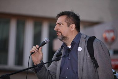 Hükümet muhalifleri binlerce Krakow'da yeni yargı reformlar ve Yargıtay değiştirmek için gelecek planları karşı protesto etti. Cracow. Polonya.