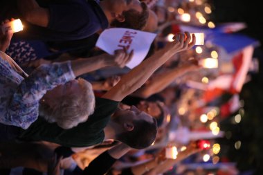 Hükümet muhalifleri binlerce Krakow'da yeni yargı reformlar ve Yargıtay değiştirmek için gelecek planları karşı protesto etti. Cracow. Polonya.
