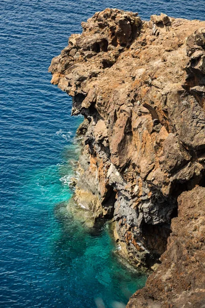 Portekiz 'in Madeira şehrinin doğusundaki Ponta de Sao Lourenco' da güzel bir manzara. — Stok fotoğraf