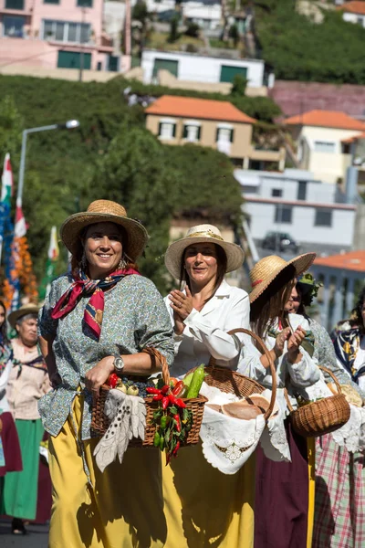 Festival del Vino de Madeira en Estreito de Camara de Lobos, Madeira, Portugal . — Foto de Stock