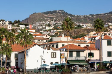 Camara de Lobos - geleneksel balıkçı köyü, Funchal Madeira beş kilometre yakınında. Portekiz