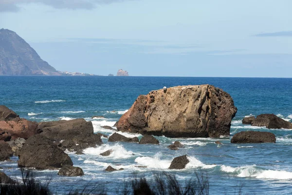Blick auf die Nordküste Madeiras, Portugal, in der Gegend von Sao Vicente — Stockfoto