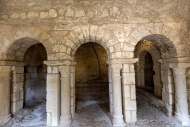 Romanesk Şapel St. Peter Montmajour Abbey yakınındaki Arles, Fransa.