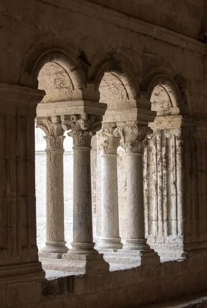 Klostret St Peter i Montmajour nära Arles, Frankrike. — Stockfoto