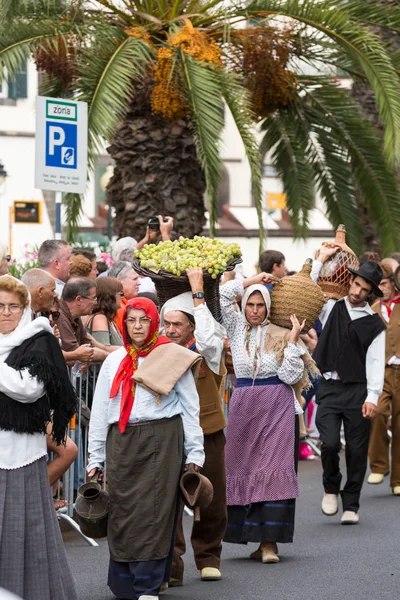 Festival vína Madeira ve Funchalu. Madeira, Portugalsko. — Stock fotografie