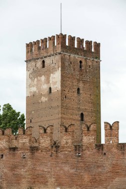 Castelvecchio'yu kule kale Verona, İtalya