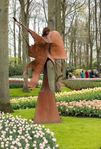 Visitatori del Keukenhof Garden a Lisse, Olanda, Paesi Bassi . — Foto Stock