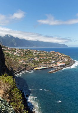Ponta Delgada kuzey kıyısında Madeira Adası, Portekiz