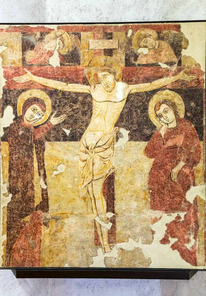 Crucificado, fresco no Museu Castelvecchio. Verona, Itália — Fotografia de Stock