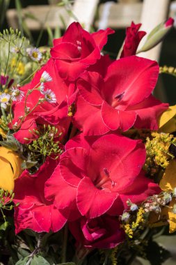el yapımı güzel buketler çiçek ve otlar.