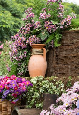  Madeira şarap Festivali - Madeira Funchal içinde tarihi ve etnografik geçit töreni sırasında çiçeklerle süslemeler.